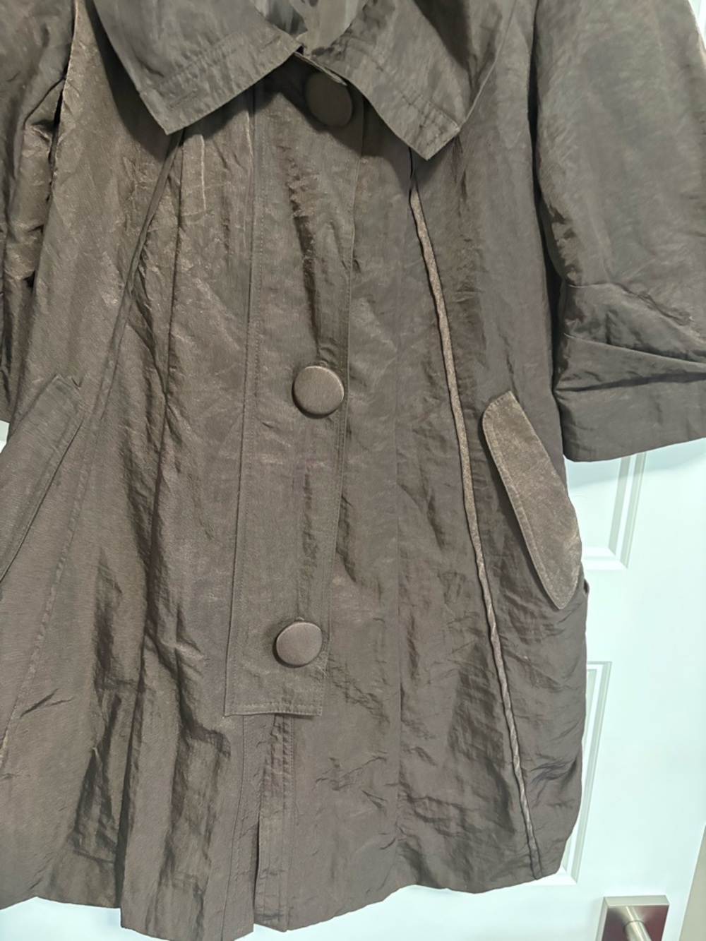 DESIGN TODAY'S Brown Taffeta Semi-Fitted Knee Length Jacket Small - Picture 3 of 12